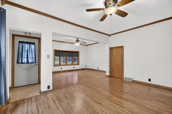 717 N Howell ST, Davenport, IA 52802