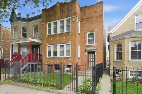 830 N DRAKE AVE, Chicago, IL 60651