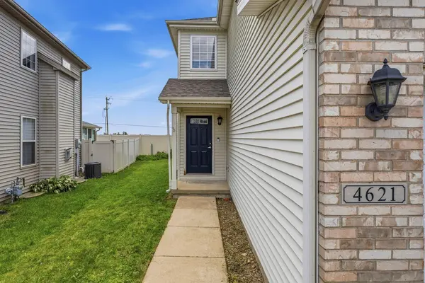 4621 Copper Ridge RD, Champaign, IL 61822