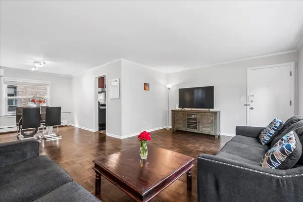 2246 Sherman AVE #1, Evanston, IL 60201