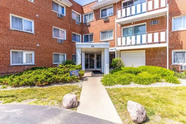 25 E Palatine RD #309, Arlington Heights, IL 60004
