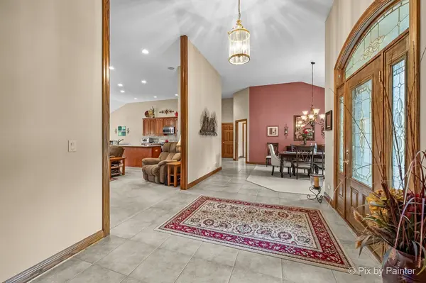 8316 Eagle RDG, Spring Grove, IL 60081