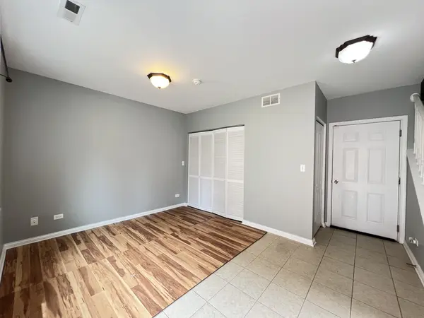 2426 W 32nd PL, Chicago, IL 60608