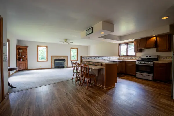 37259 N Fairview LN, Lake Villa, IL 60046