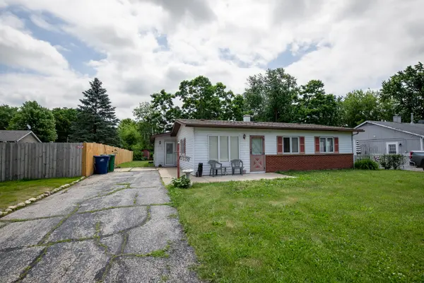 37259 N Fairview LN, Lake Villa, IL 60046