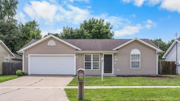 605 S Sunny LN, Urbana, IL 61802