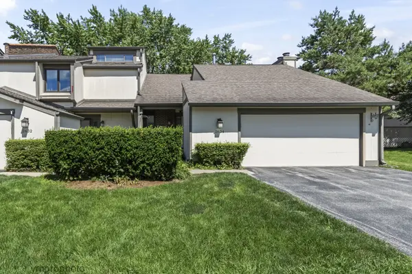 2634 Smith ST, Rolling Meadows, IL 60008