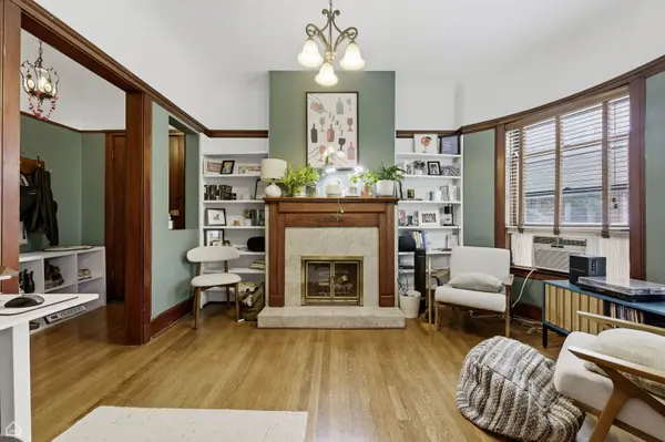 627 W Barry AVE #1C, Chicago, IL 60657