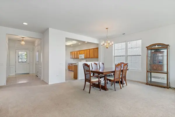 11715 Windsor DR, Huntley, IL 60142