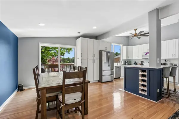 585 Killarney Pass CIR, Mundelein, IL 60060