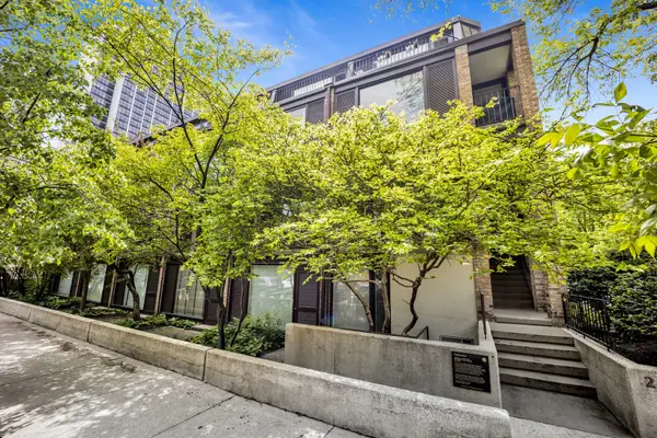 235 W Eugenie ST #G6, Chicago, IL 60614