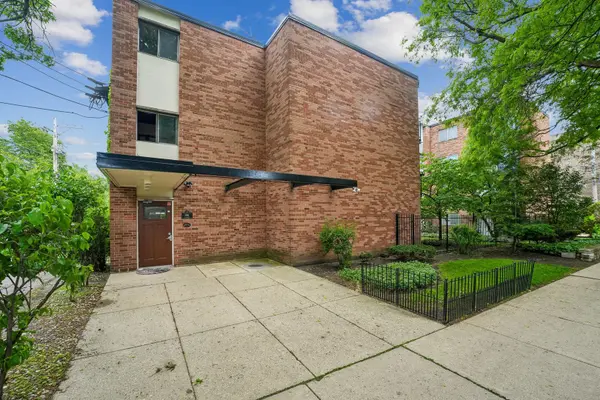 6961 N Oakley AVE #209B, Chicago, IL 60645