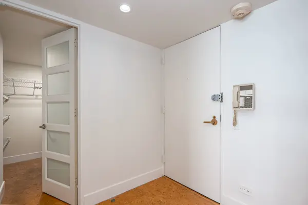 175 E Delaware PL #4504, Chicago, IL 60611