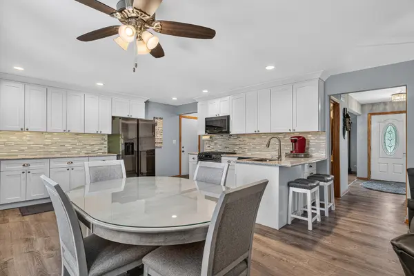 15301 Rosarie DR, Homer Glen, IL 60491