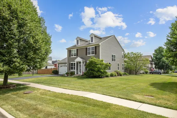 11476 Heritage LN, Huntley, IL 60142
