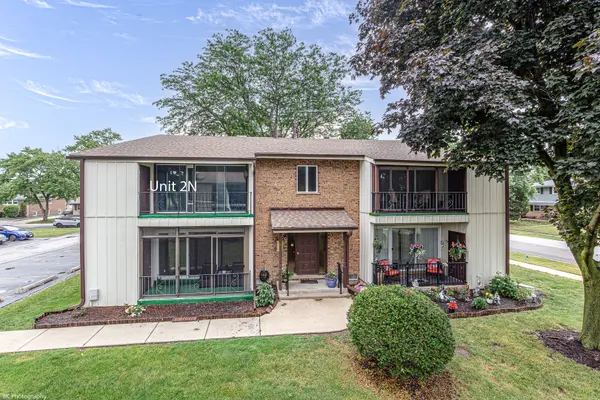 17724 71st CT #23, Tinley Park, IL 60477