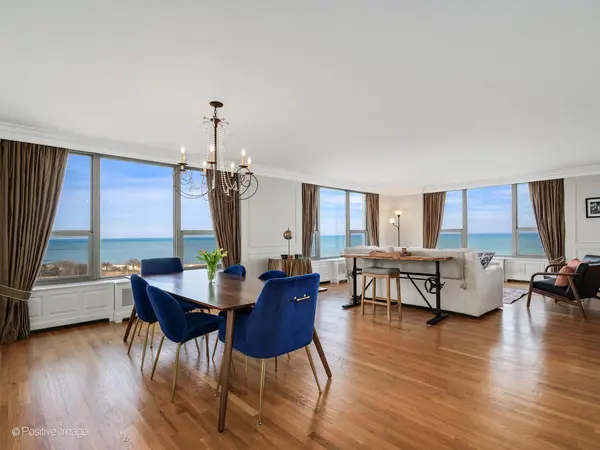 1550 N Lake Shore DR #12A, Chicago, IL 60610