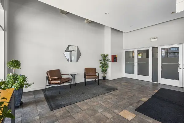 1610 W FULLERTON AVE #406, Chicago, IL 60614