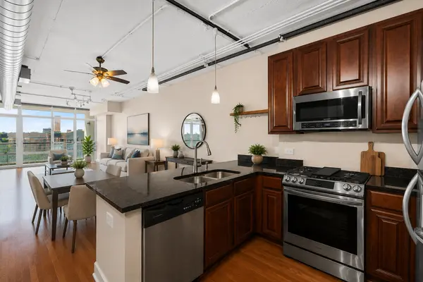 1610 W FULLERTON AVE #406, Chicago, IL 60614