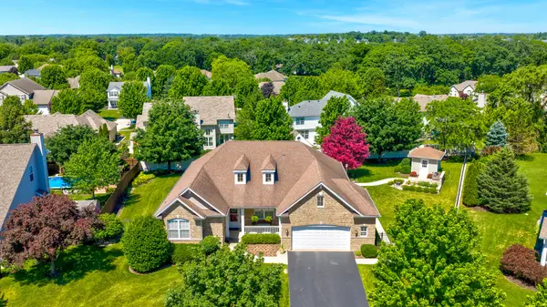 2520 Wall ST, Mchenry, IL 60051