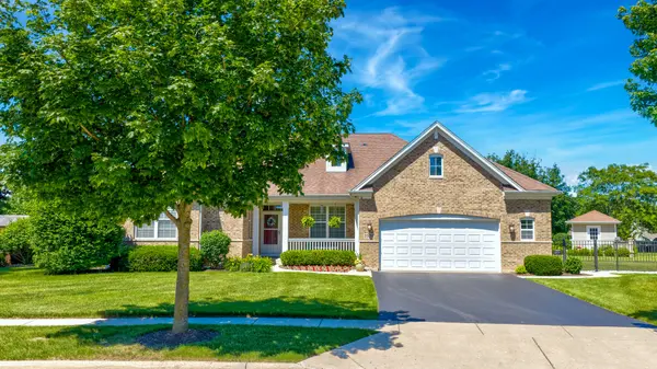 2520 Wall ST, Mchenry, IL 60051