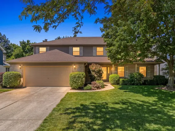 2707 Seiler DR, Naperville, IL 60565