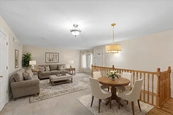 1520 QUEEN ANN LN, Gurnee, IL 60031