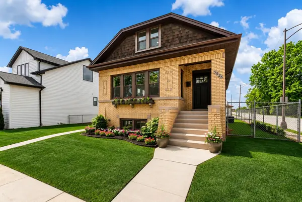 5526 N Nordica AVE, Chicago, IL 60656