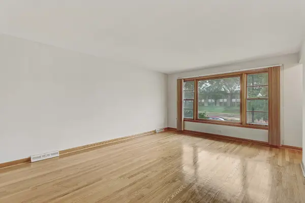 Address not disclosed, Westchester, IL 60154