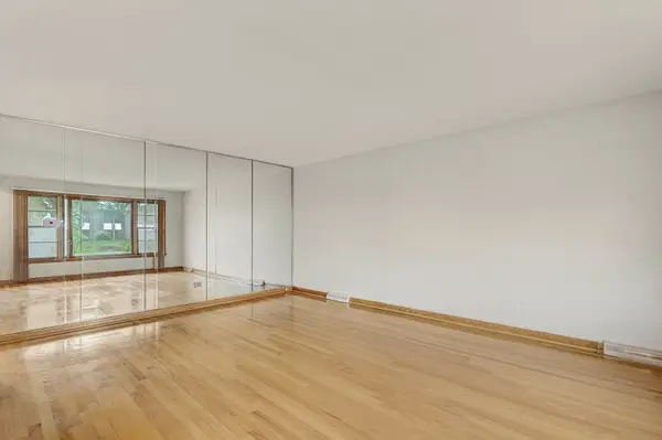 Address not disclosed, Westchester, IL 60154