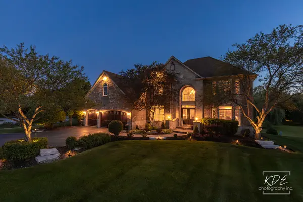 4443 Esquire CIR, Naperville, IL 60564