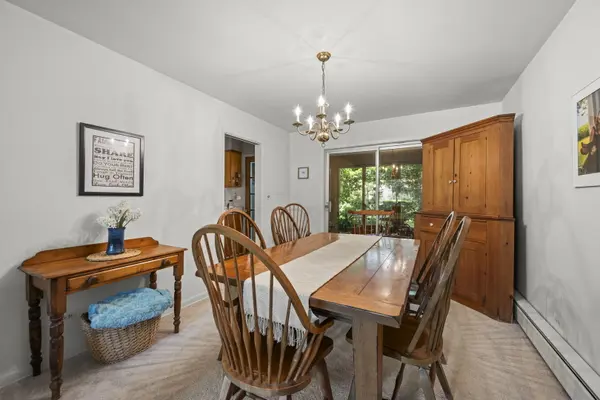 311 N Beverly LN, Arlington Heights, IL 60004