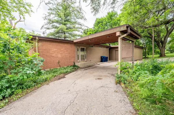 341 Hickory Haven DR E, Gurnee, IL 60031