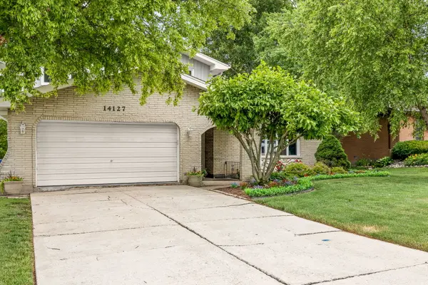 14127 Pheasant LN, Orland Park, IL 60467