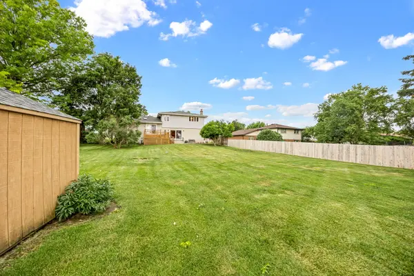 14127 Pheasant LN, Orland Park, IL 60467