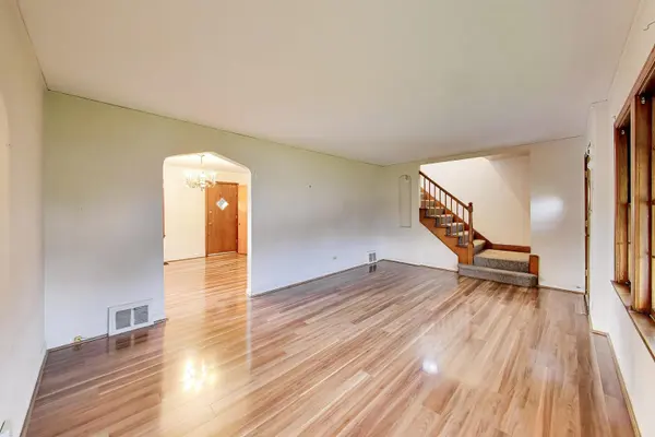 4051 W 56th PL, Chicago, IL 60629