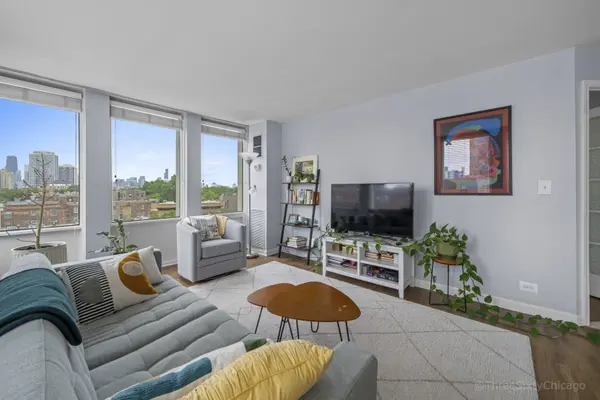 444 W FULLERTON Pkwy #604, Chicago, IL 60614