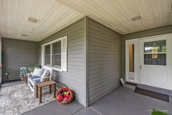 39W030 POPLAR LN, St. Charles, IL 60175