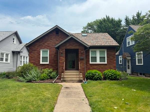 1837 41st ST, Rock Island, IL 61201