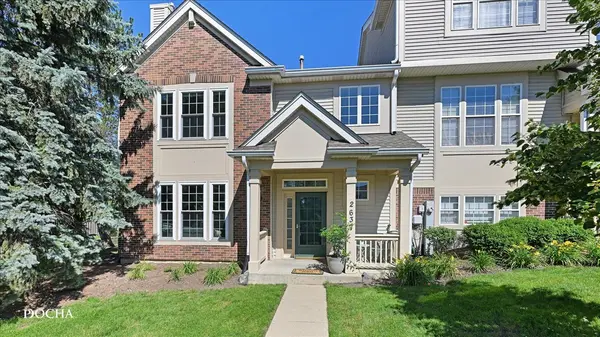 2637 N Greenwood PL #2637, Arlington Heights, IL 60004