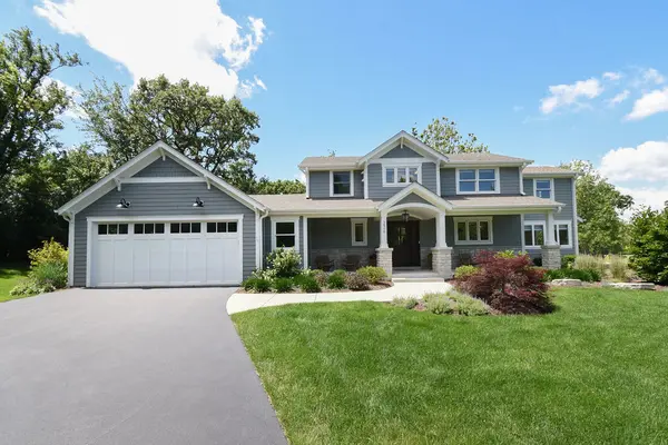 226 Biltmore DR, North Barrington, IL 60010
