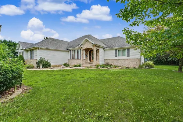 2048 County Road 1800 RD, Urbana, IL 61802