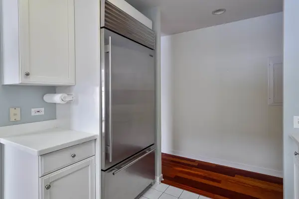 1107 Greenleaf AVE #2F, Wilmette, IL 60091