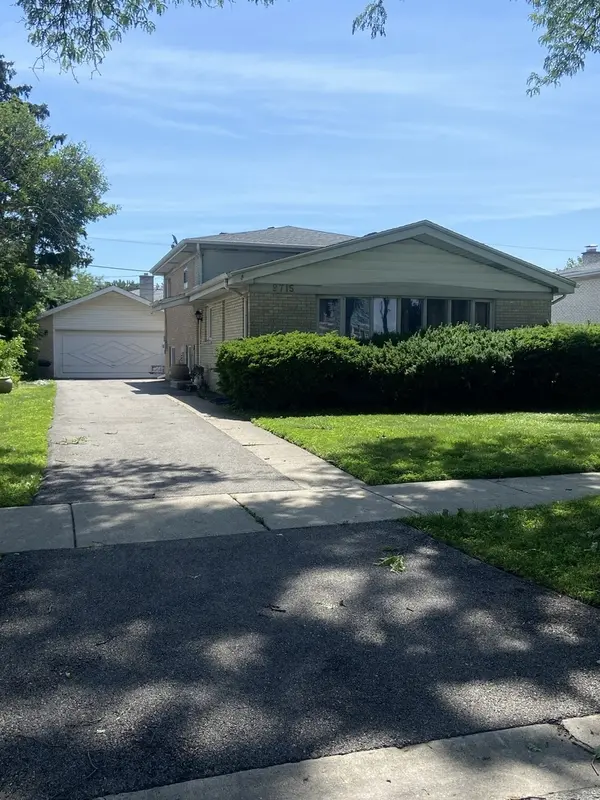 9715 Le claire AVE, Skokie, IL 60077