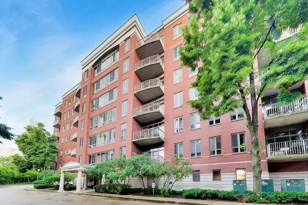 400 N Clinton ST #401, Chicago, IL 60654