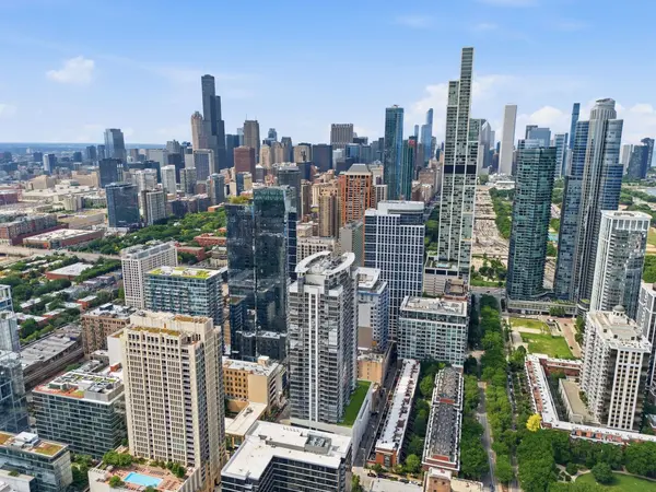 100 E 14th ST #2706, Chicago, IL 60605