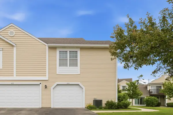 434 Le Parc CIR #434, Buffalo Grove, IL 60089