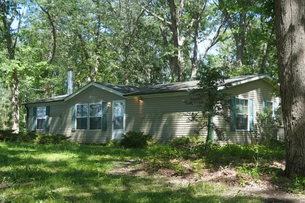16405 E 3500n RD, Momence, IL 60954