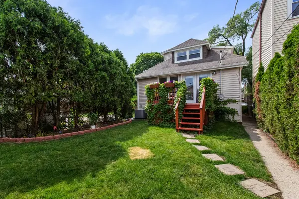5654 W Cornelia AVE, Chicago, IL 60634