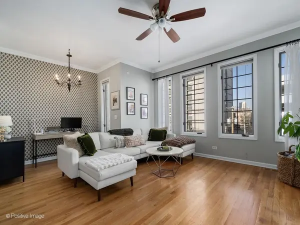 825 W Eastwood AVE #3E, Chicago, IL 60640